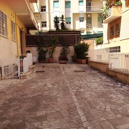 Tatil Evi Roman
